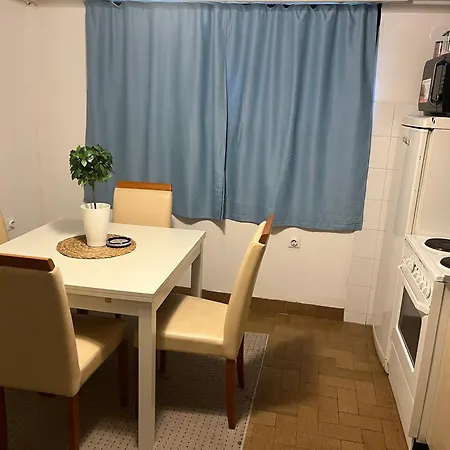 Istanbul 1 Apartment Belgrade